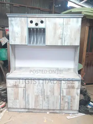 ኪችን ካቢኔት 150 Cm ላምኔት