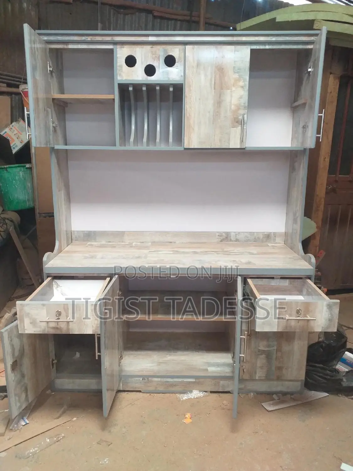 ኪችን ካቢኔት 150 Cm ላምኔት