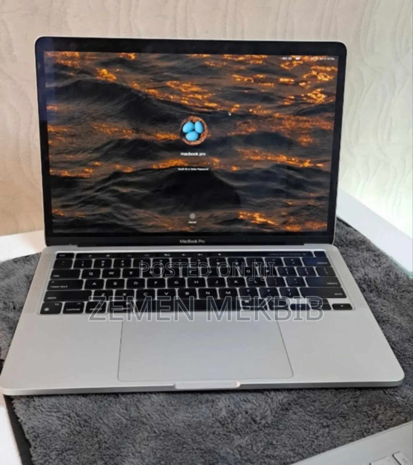 New Laptop Apple MacBook Air 2020 M1 8GB Intel Core I7 SSD 256GB