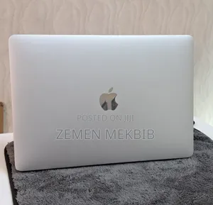 New Laptop Apple MacBook Air 2020 M1 8GB Intel Core I7 SSD 256GB