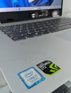 New Laptop Lenovo Yoga 730 16GB Intel Core I7 SSD 512GB