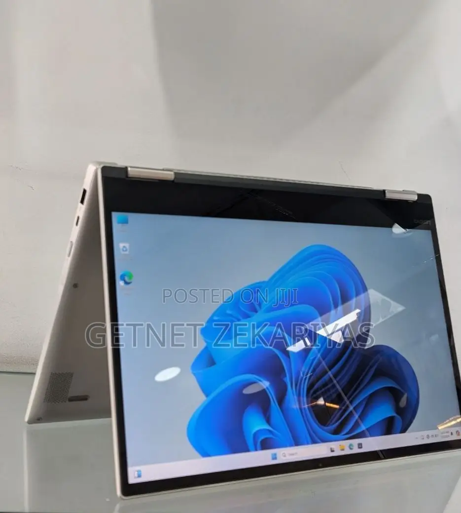 New Laptop Lenovo Yoga 730 16GB Intel Core I7 SSD 512GB