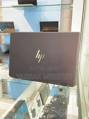 New Laptop HP Spectre 16GB Intel Core I7 SSD 1T