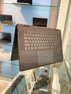 New Laptop HP Spectre 16GB Intel Core I7 SSD 1T