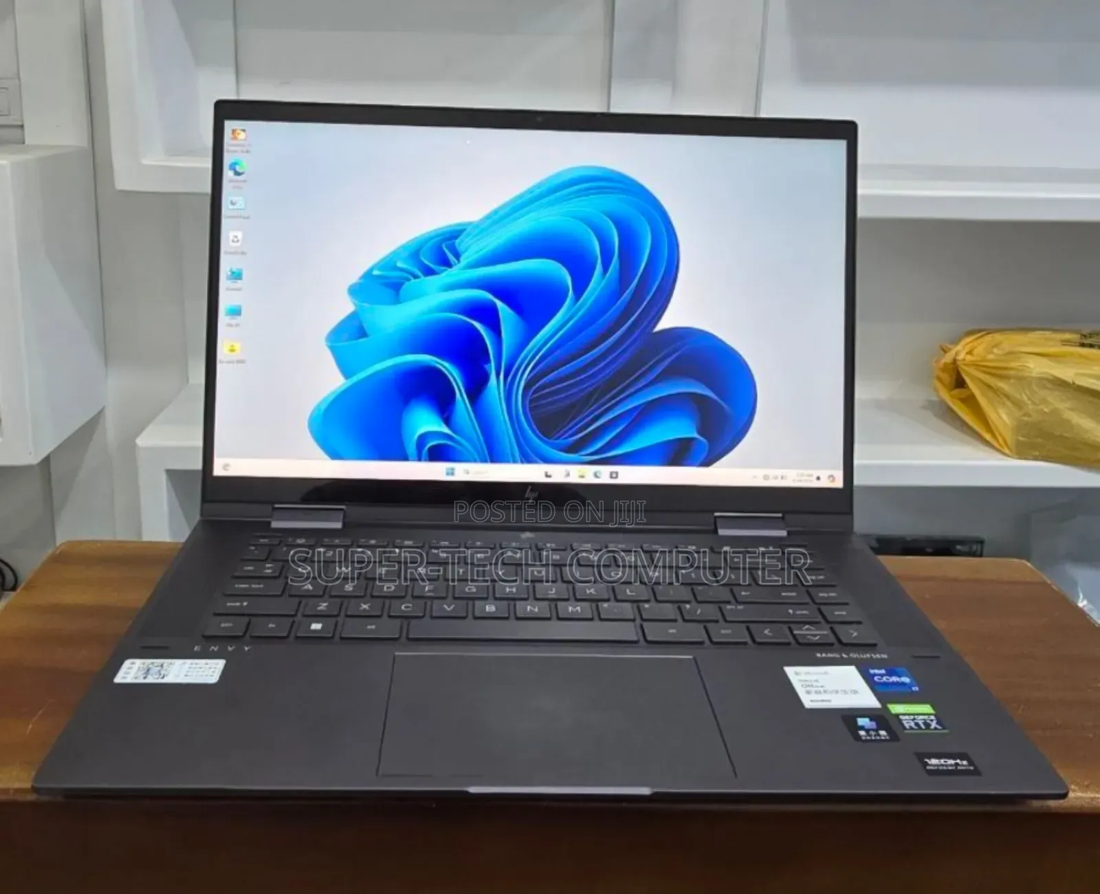 New Laptop HP Envy X360 16GB Intel Core I7 SSD 1T