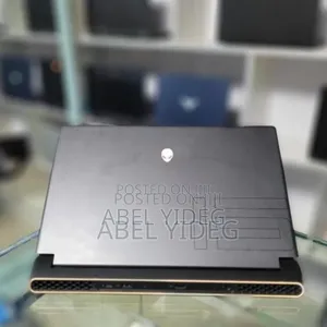 New Laptop Alienware M17x R2 16GB AMD Ryzen 9 SSD 1T