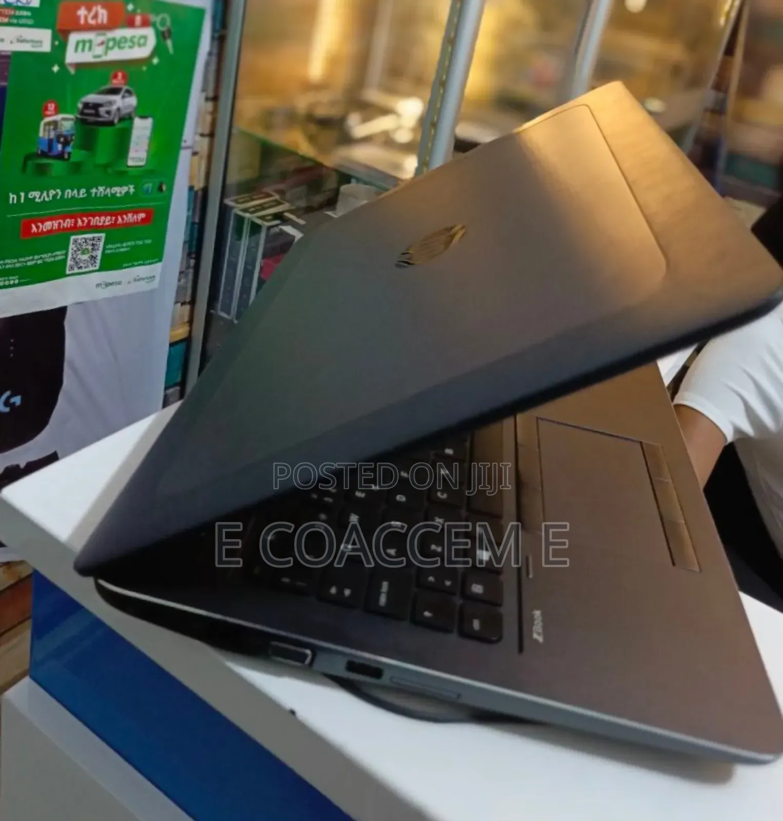 New Laptop HP ZBook X2 16GB Intel Xeon SSD 512GB