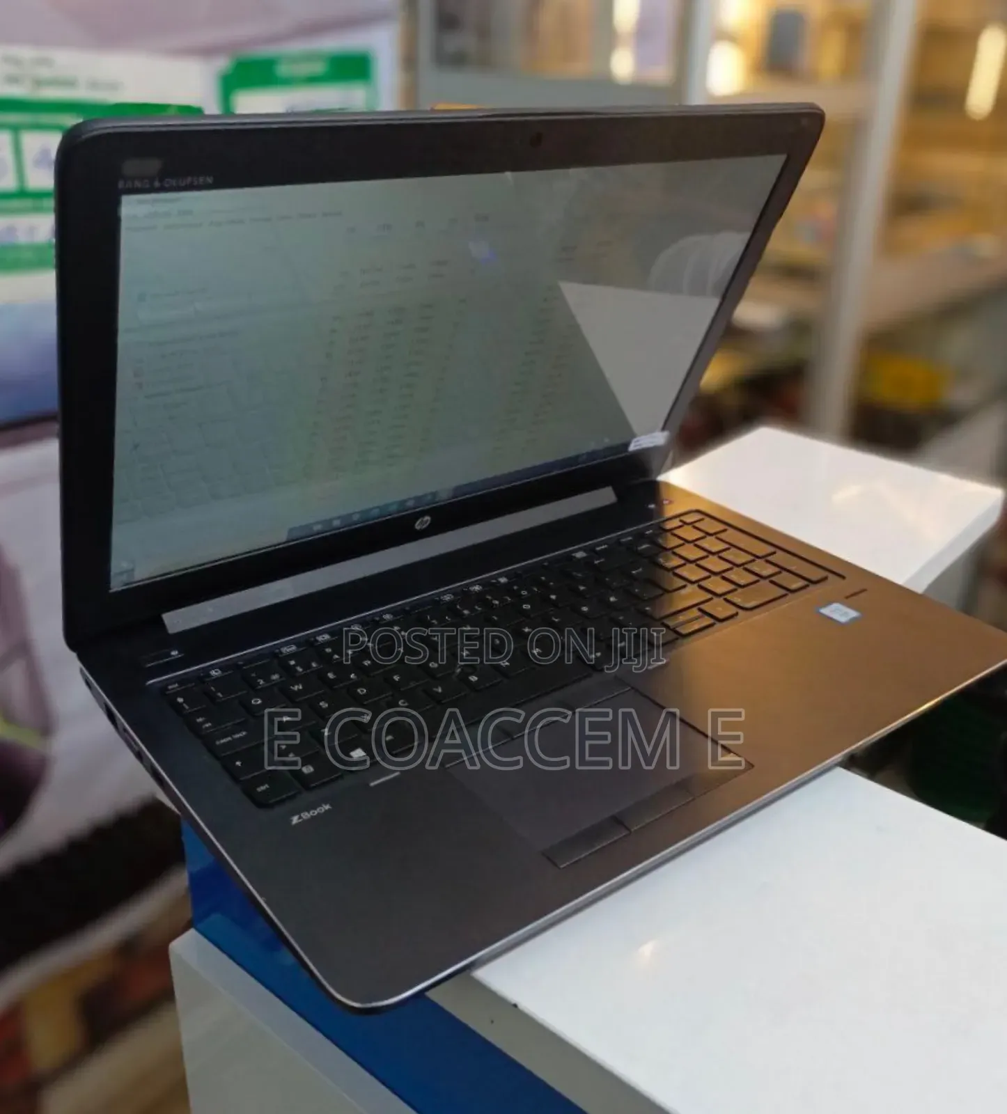 New Laptop HP ZBook X2 16GB Intel Xeon SSD 512GB