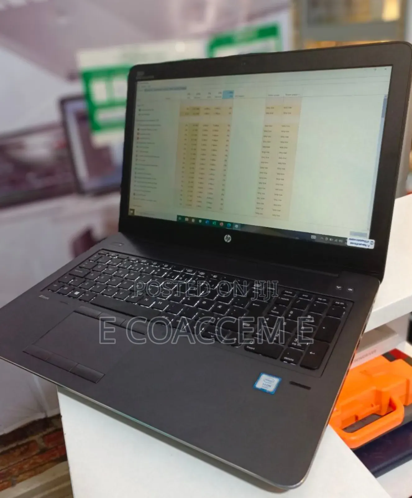 New Laptop HP ZBook X2 16GB Intel Xeon SSD 512GB