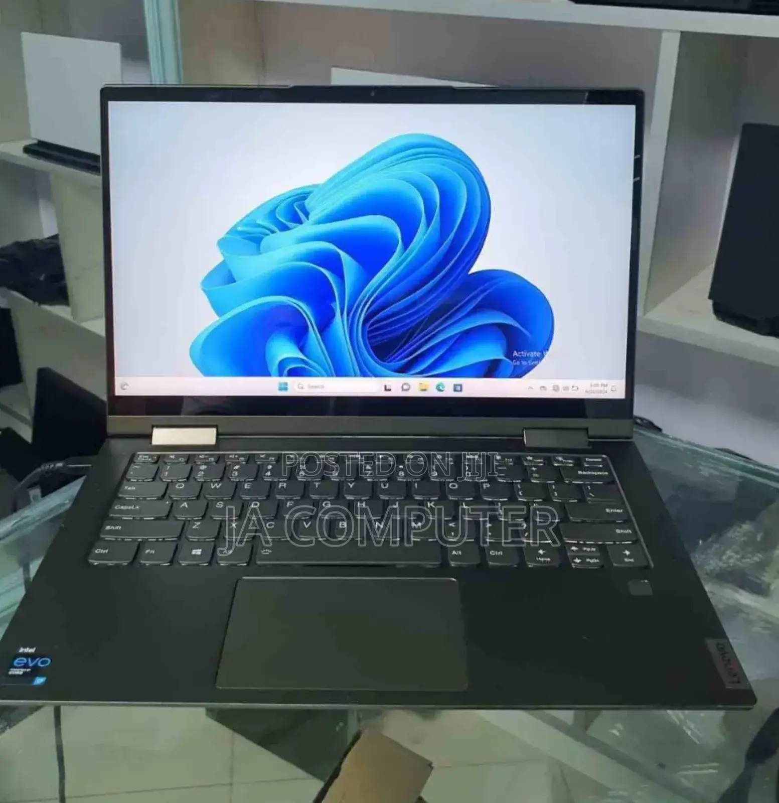 New Laptop Lenovo ThinkPad Yoga 12GB Intel Core I5 SSD 512GB