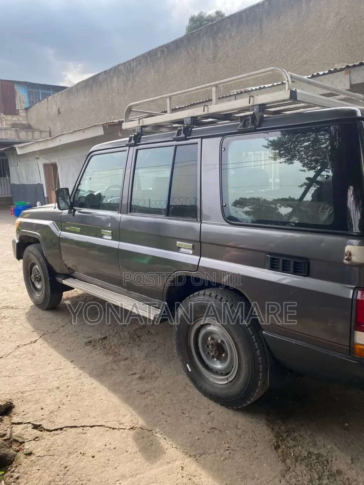 Toyota Land Cruiser 2016 Gray