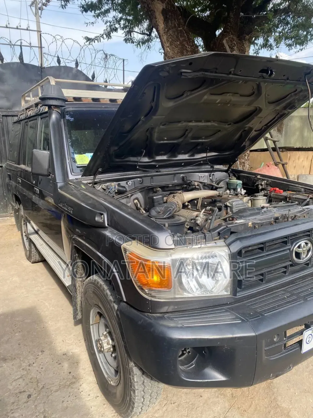 Toyota Land Cruiser 2016 Gray