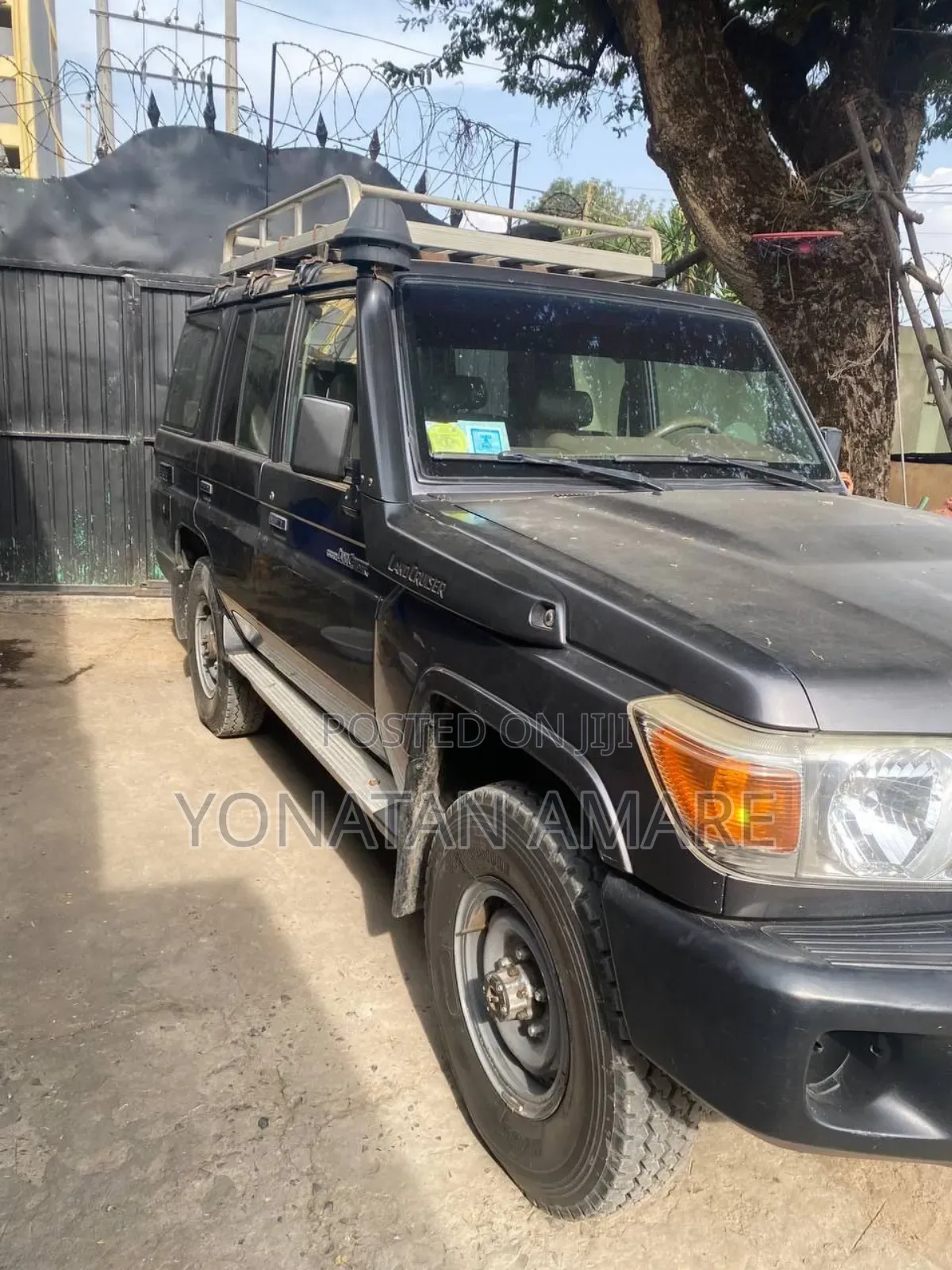 Toyota Land Cruiser 2016 Gray