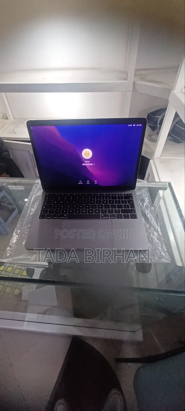 New Laptop Apple MacBook Pro 2017 8GB Intel Core I5 SSD 256GB