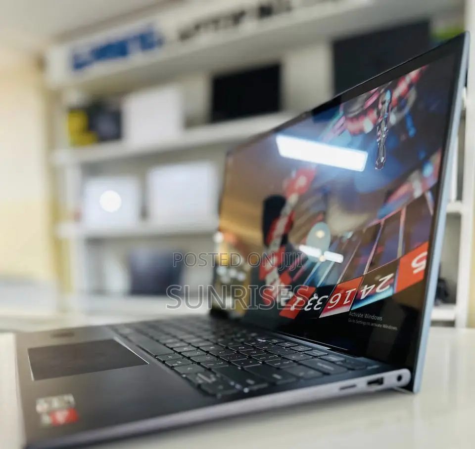 New Laptop Dell Inspiron 15 16GB AMD Ryzen 7 SSD 512GB
