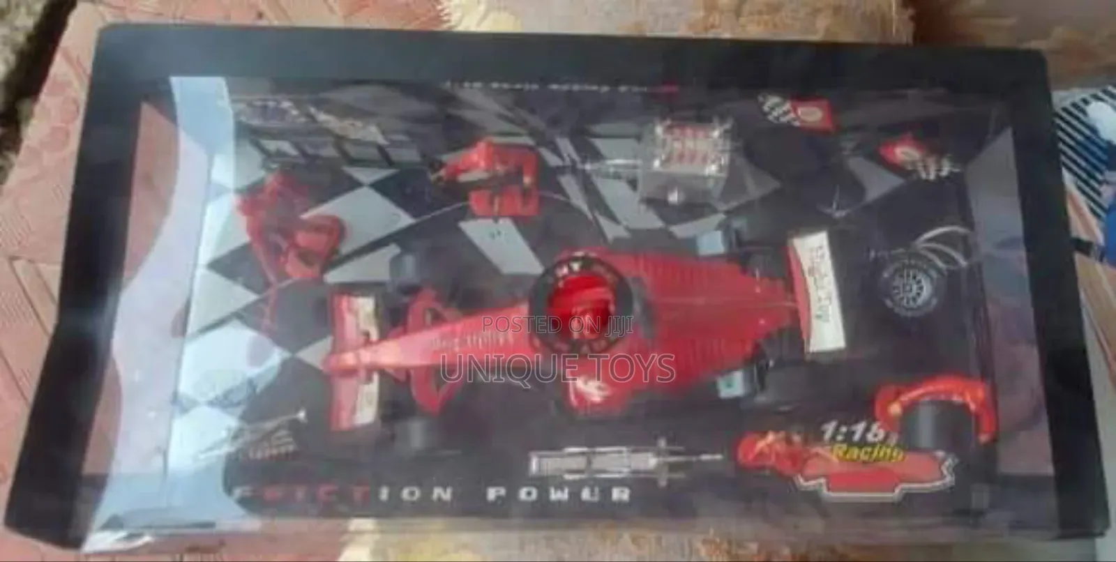 1:18 Scale Racing Car With All-in-One Super Accessories Set