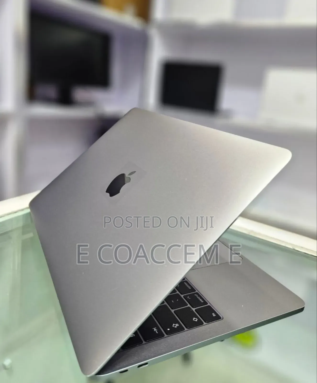 New Laptop Apple MacBook Pro 2017 16GB Intel Core I5 SSD 256GB