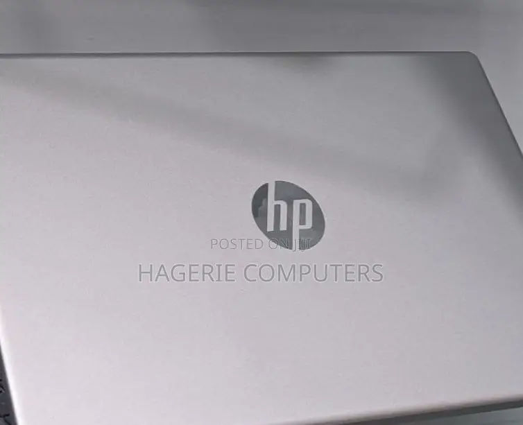 New Laptop HP 15-Dw1197nia 8GB Intel Core I5 SSD 512GB