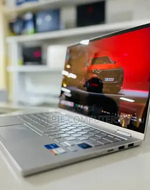 New Laptop Samsung 8GB Intel Core I5 SSD 256GB