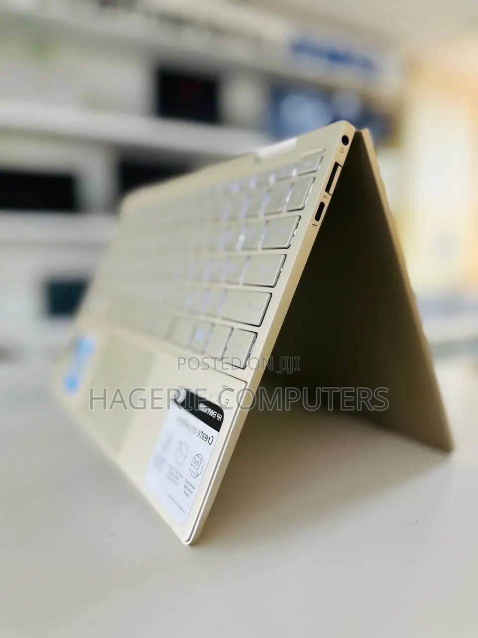 New Laptop HP Envy X360 8GB Intel Core I7 SSD 512GB