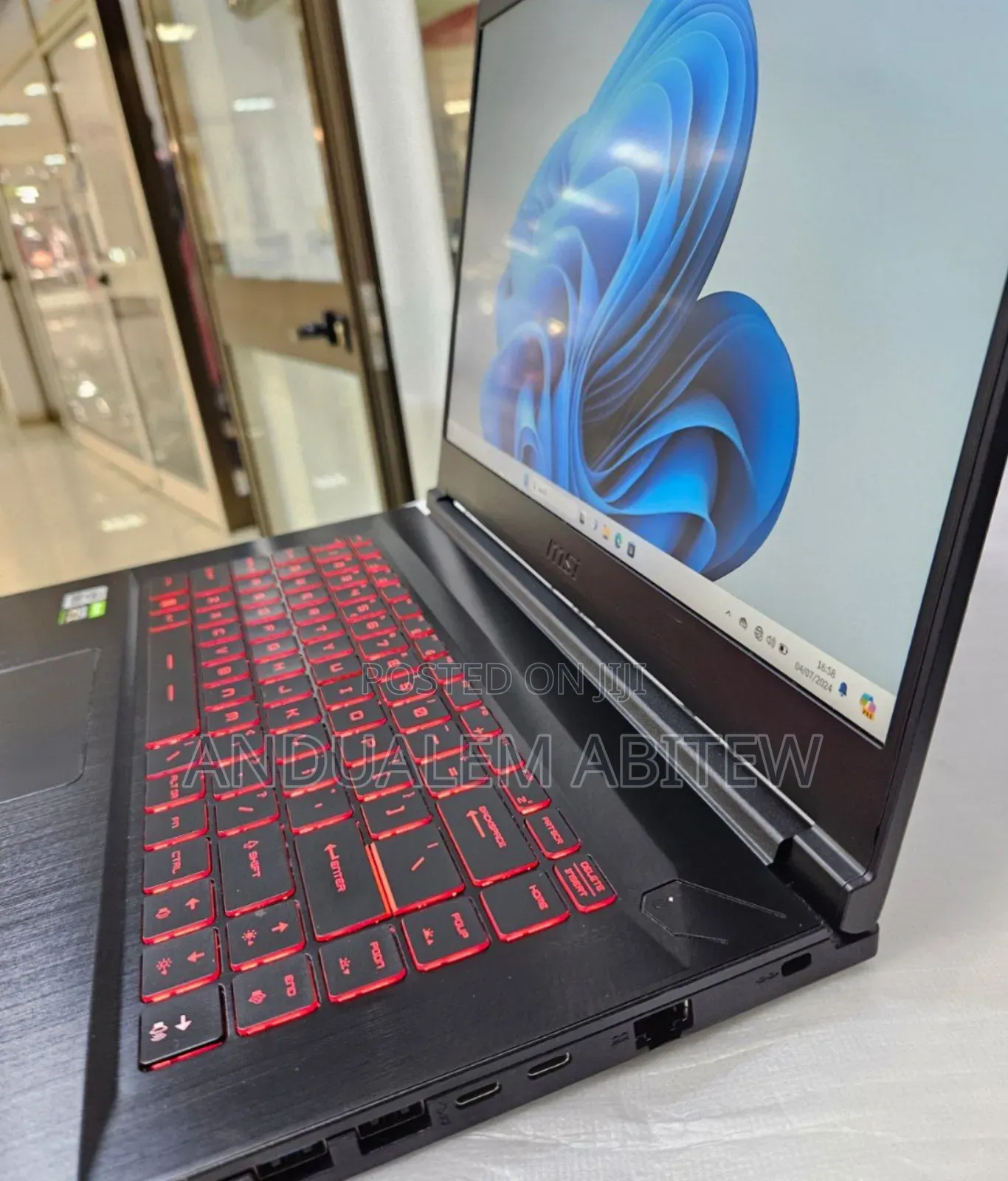 New Laptop MSI GF63 16GB Intel Core I5 SSD 512GB