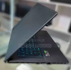 New Laptop Asus ROG Strix G15 16GB AMD Ryzen 9 SSD 512GB