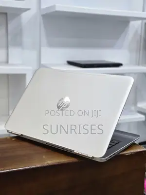 New Laptop HP Pavilion 15 8GB Intel Core I5 HDD 500GB