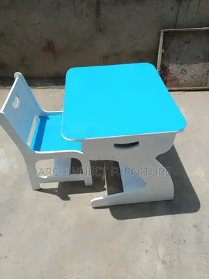 Kid's Studying Table