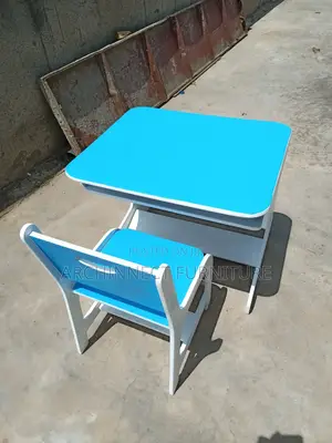 Kid's Studying Table