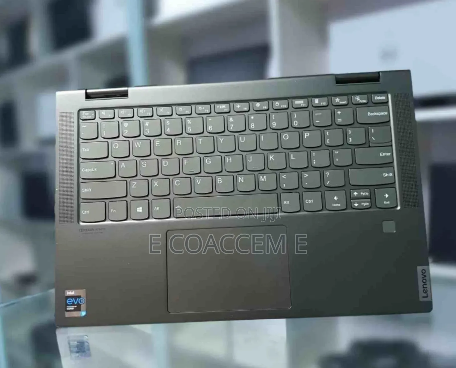 New Laptop Lenovo Yoga 700 12GB Intel Core I5 SSD 512GB