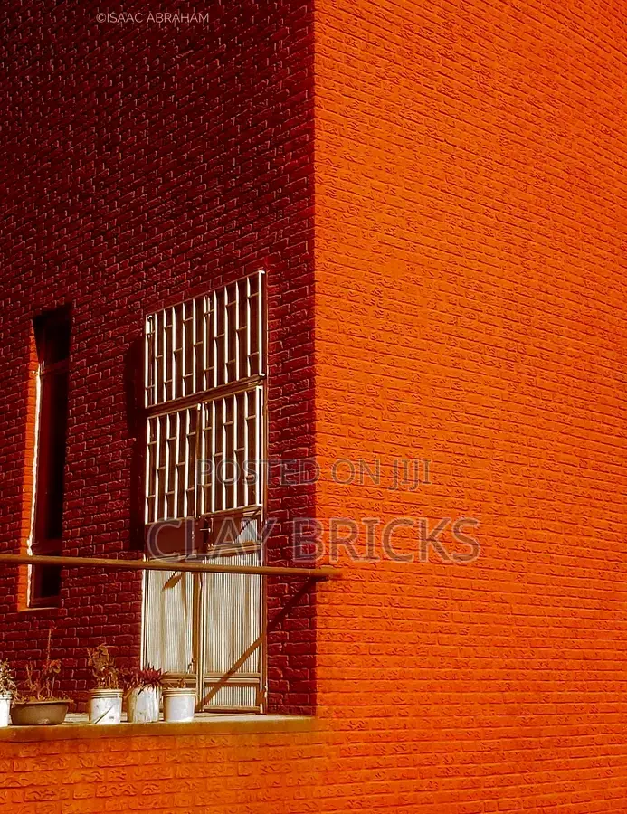 Brick ቀይ ሸክላ