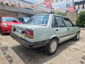 Toyota Corolla 1986 Gray
