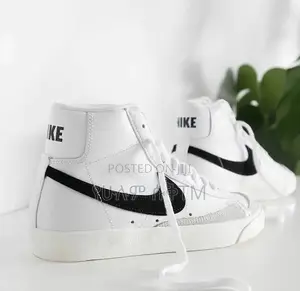 Men’S Classic Nike Blazer Mid 77 VNTG Shoes