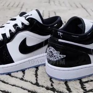 Original Air Jordan 1 Low ‘Concord’ Shoes