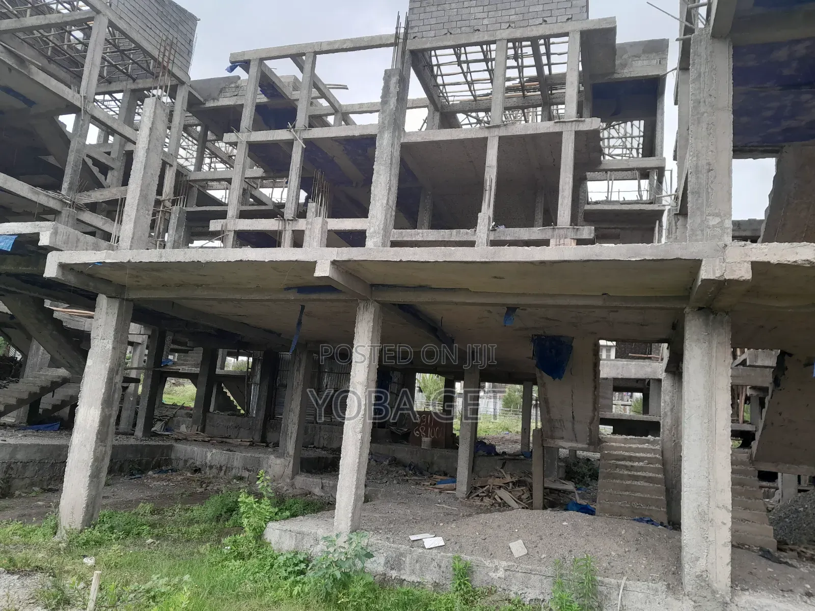 4bdrm House in የሚሸጥ እስላብ, Akaky Kaliti for sale