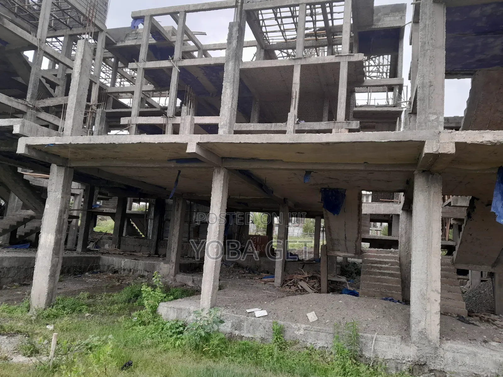 4bdrm House in የሚሸጥ እስላብ, Akaky Kaliti for sale