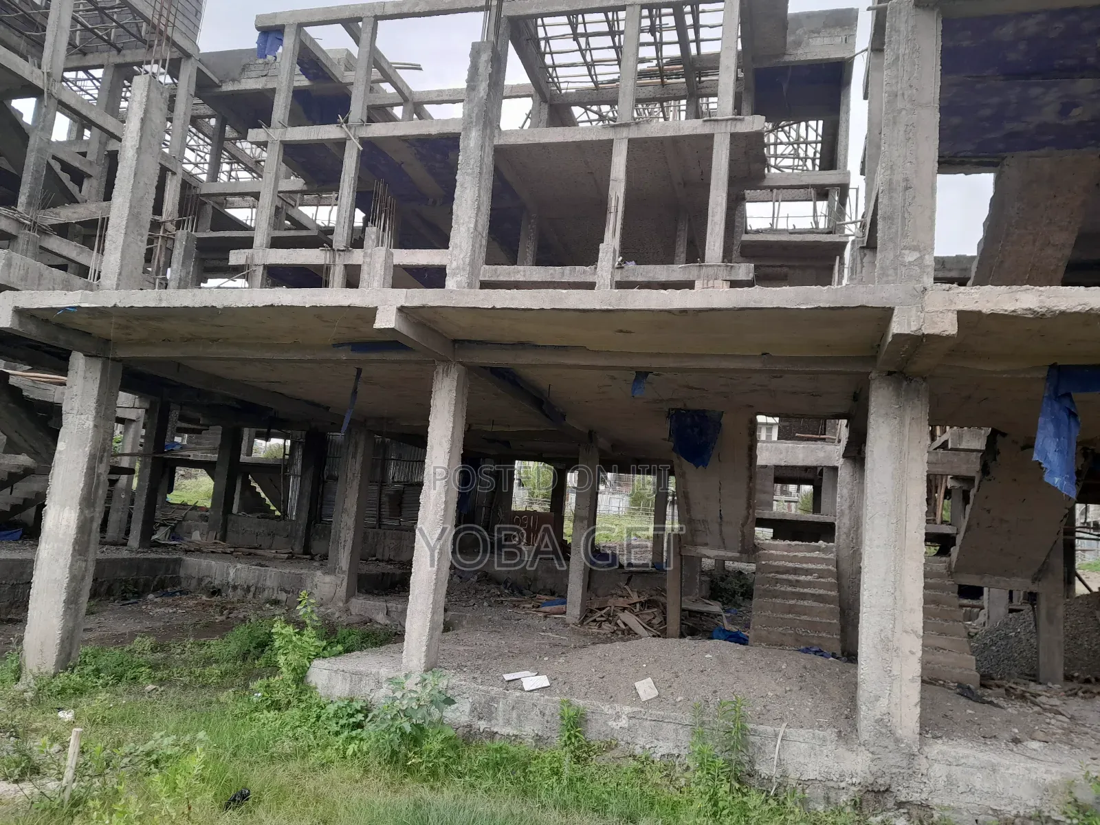 4bdrm House in የሚሸጥ እስላብ, Akaky Kaliti for sale