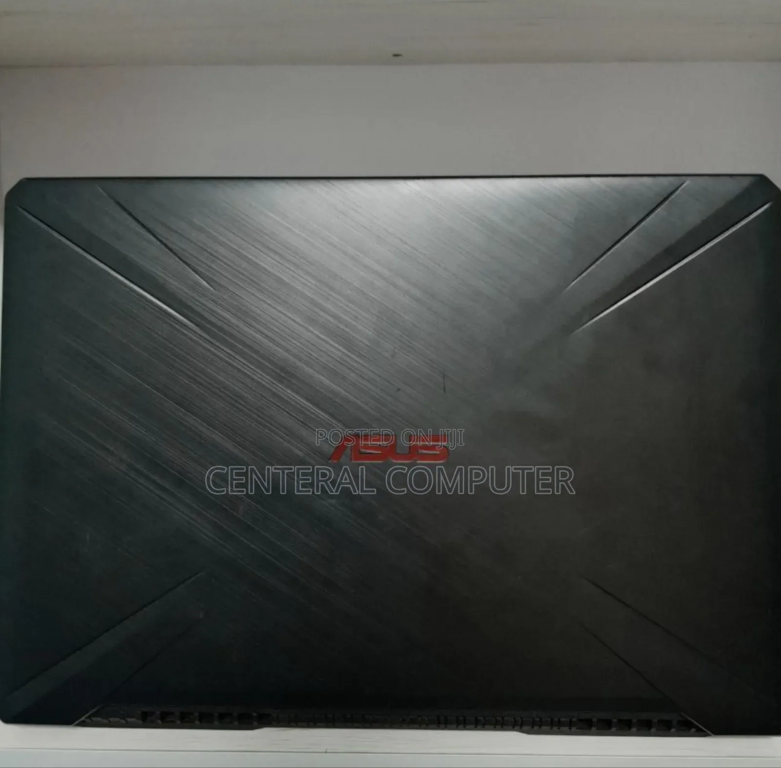 New Laptop HP Pavilion 15-Eh0050wm 8GB AMD Ryzen 5 SSD 512GB