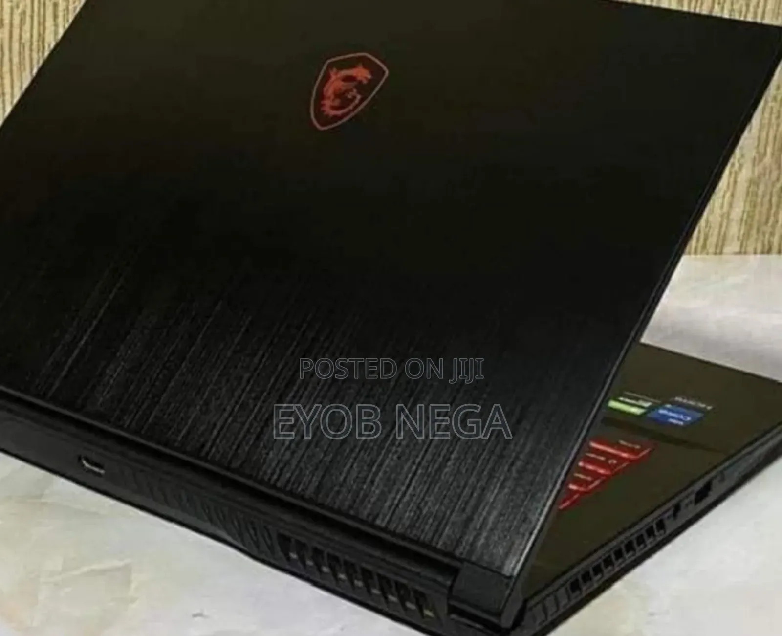 New Laptop MSI 8GB Intel Core I5 SSD 512GB