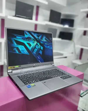 New Laptop Acer Predator Triton 500 SE 16GB Intel Core I7 SSD 2T