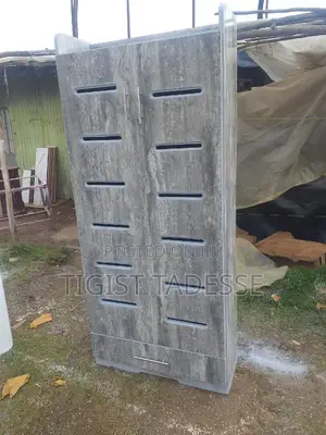 የጫማ መደርደሪያ 80*180 Laminated