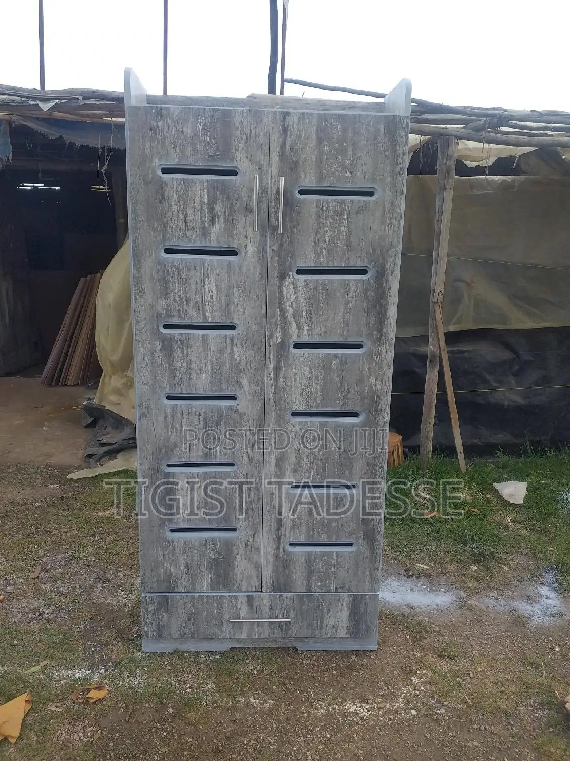 የጫማ መደርደሪያ 80*180 Laminated