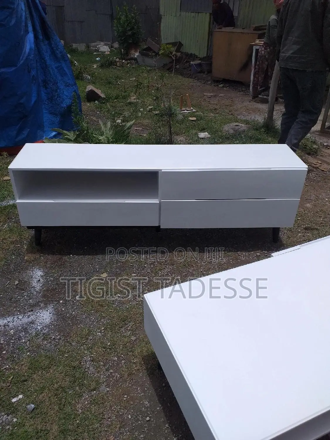 Tv Stand 150cm and Sofa Table Same Colour