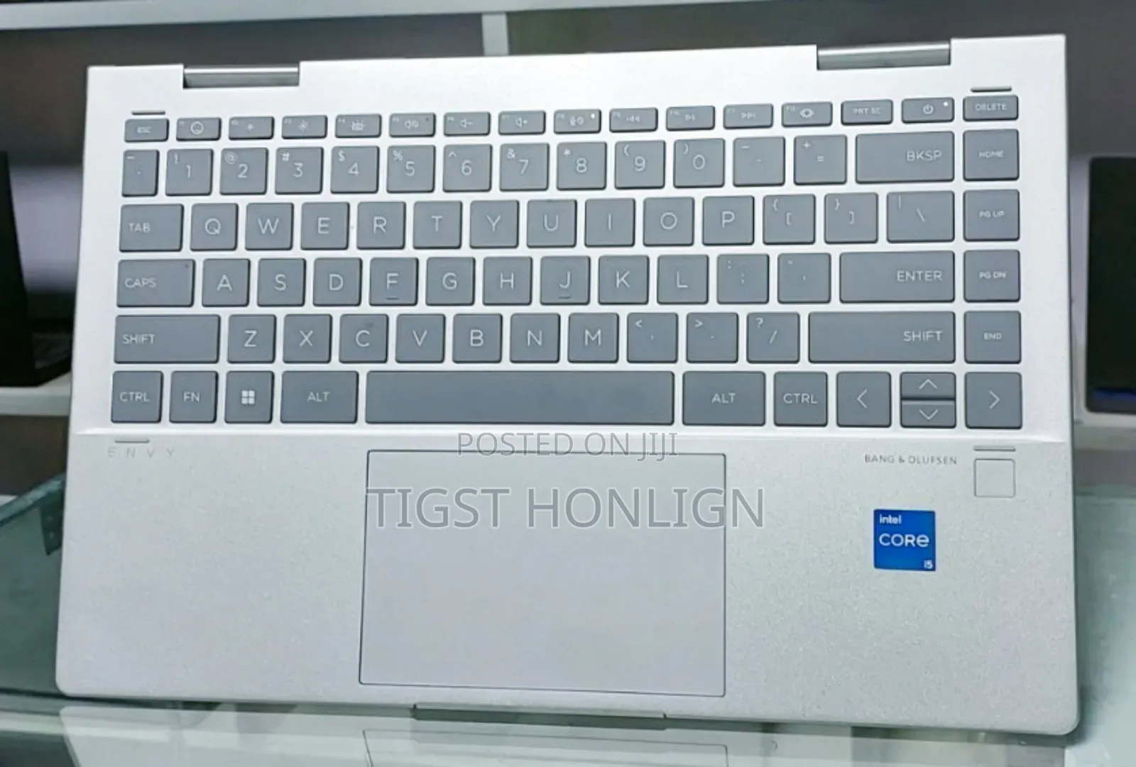 New Laptop HP Envy X360 8GB Intel Core i5 SSD 512GB