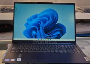 New Laptop Lenovo IdeaPad 1 16GB Intel Core I7 SSD 1T