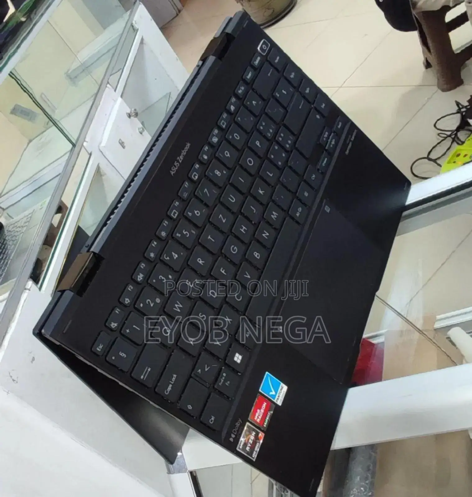 New Laptop Asus ZenBook Flip S UX370UA 16GB AMD Ryzen 7 SSD 1T