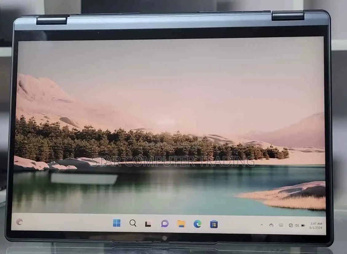 New Laptop Lenovo Yoga 700 16GB AMD Ryzen 5 SSD 512GB