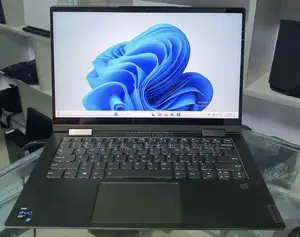 Photo - New Laptop Lenovo Yoga 700 12GB Intel Core I5 SSD 512GB