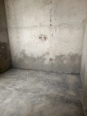 2bdrm Villa in ላምበረት, Bole for sale