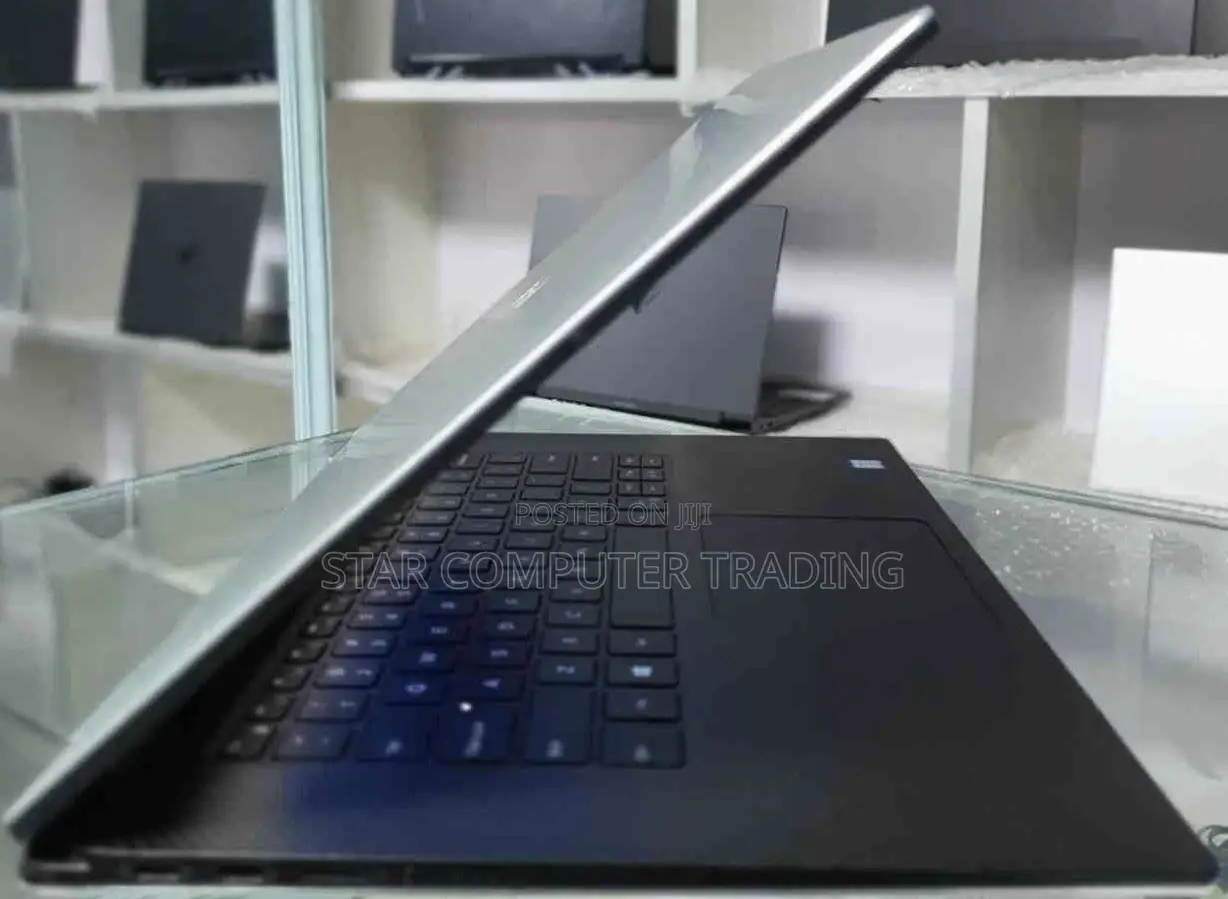 New Laptop Dell XPS 15 16GB Intel Core I7 SSD 512GB
